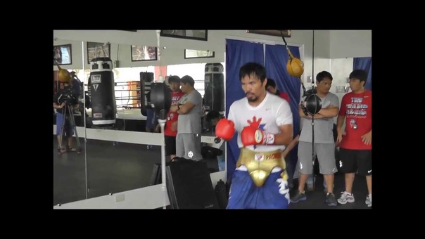 Manny Pacquiao hits the punching bag double end bag 10 9