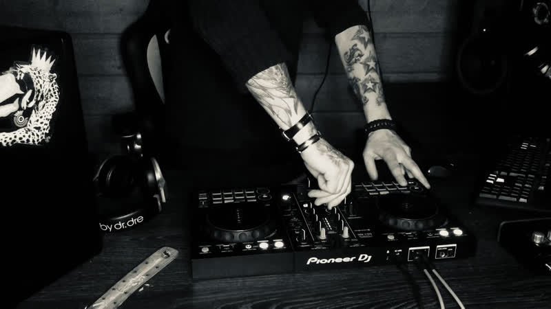 Dn B Dj Mi
