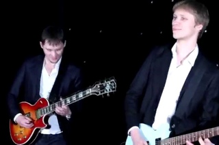 Guitar Brothers - Amorada