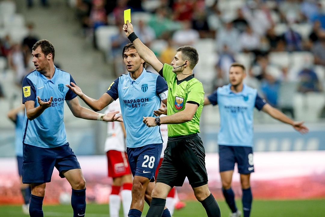 Ротор - Спартак, 0:1. Арбитр Алексей Сухой