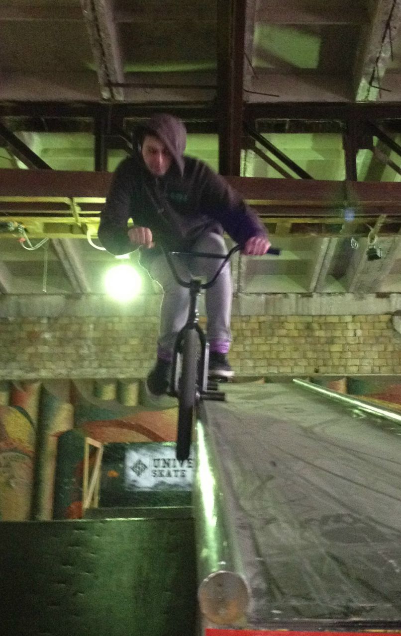 Антон Жулай FlyTon | 