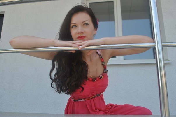 №9, Ксения Хомутянская №9, Ксения Хомутянская