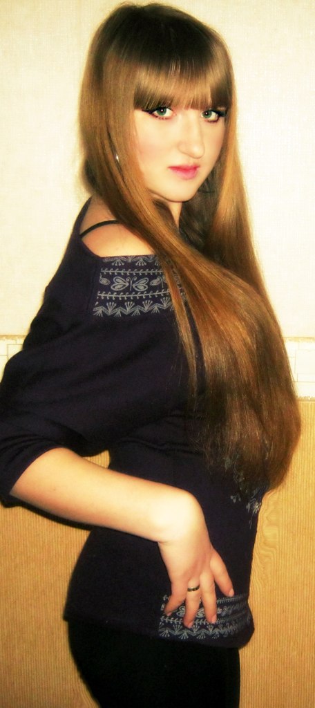 Дорина Комур | 