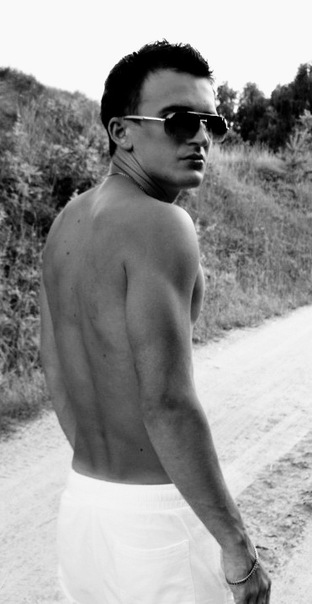 №1, Follow Me №1, Follow Me