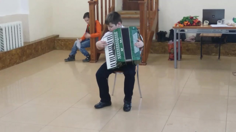 Брат от сестры не