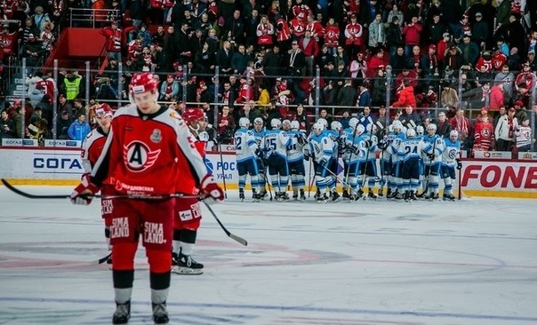 Сибирь одерживает победу в первом выездном матче плей-офф.