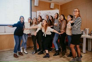 Школа монтажа артема чернеца. Школа монтажа. Вечерняя школа Тюмень. Evening School