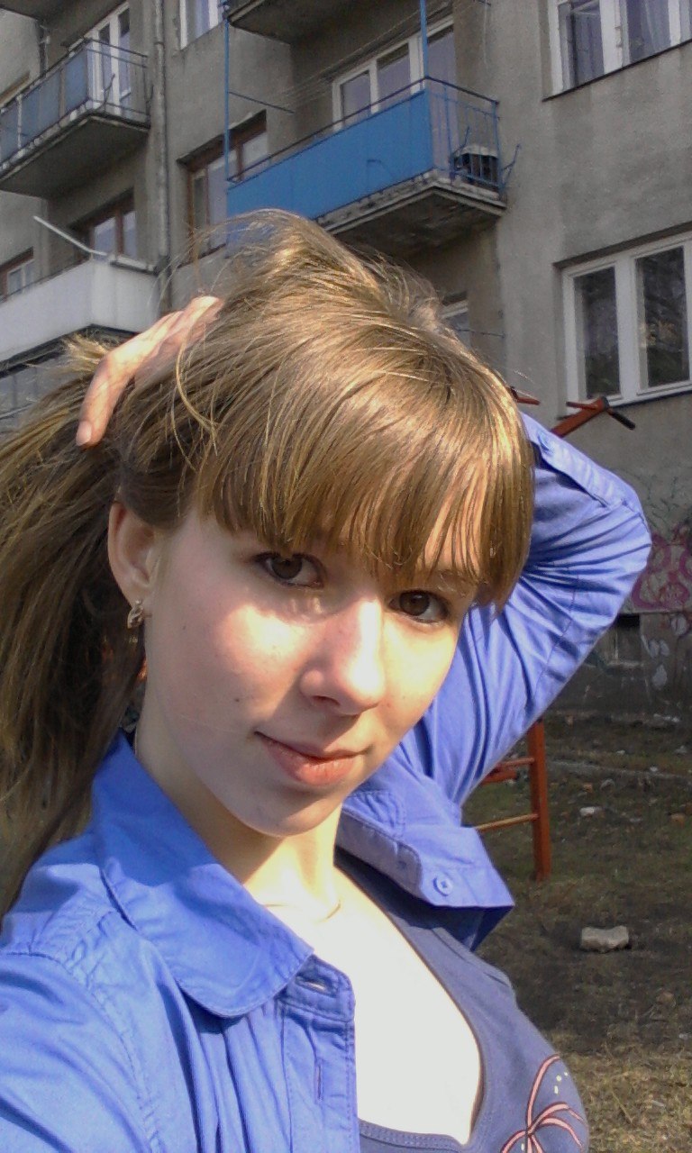 Юлька Кархут | Львов