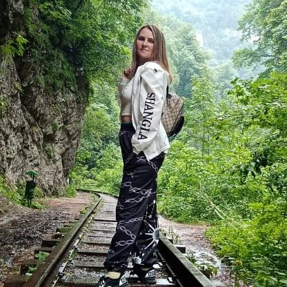 Лариса Чумакова |