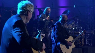 Kansas - Dust in the wind (live 2009)