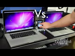 MacBook Wars 2011: 13-Inch MacBook Pro vs 15-inch Quad-Core Bootup