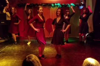 Salsa Ladies